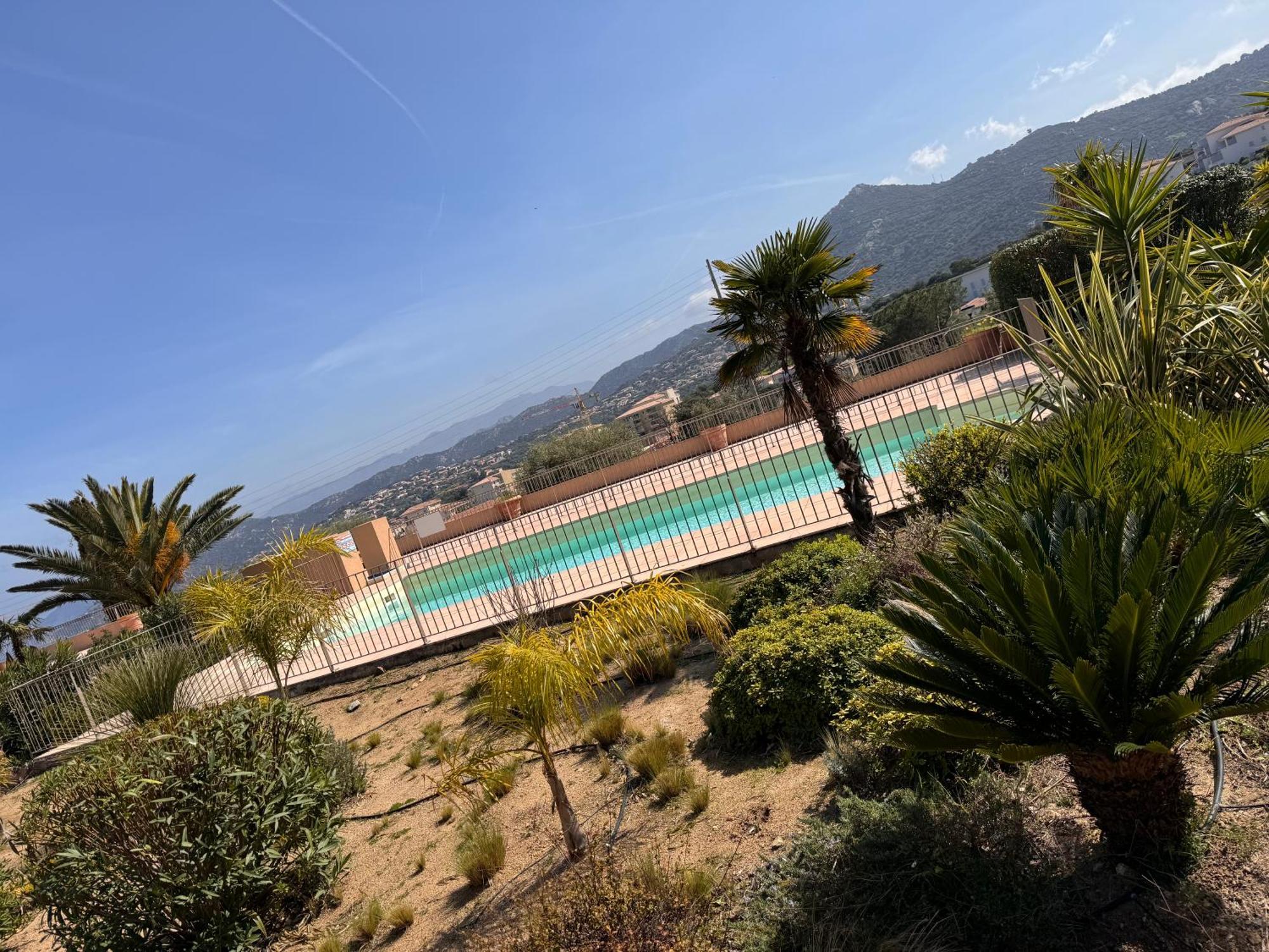 Joli Studio Tout Confort Proche Toutes Commodites Dans Residence Calme LʼÎle-Rousse 外观 照片