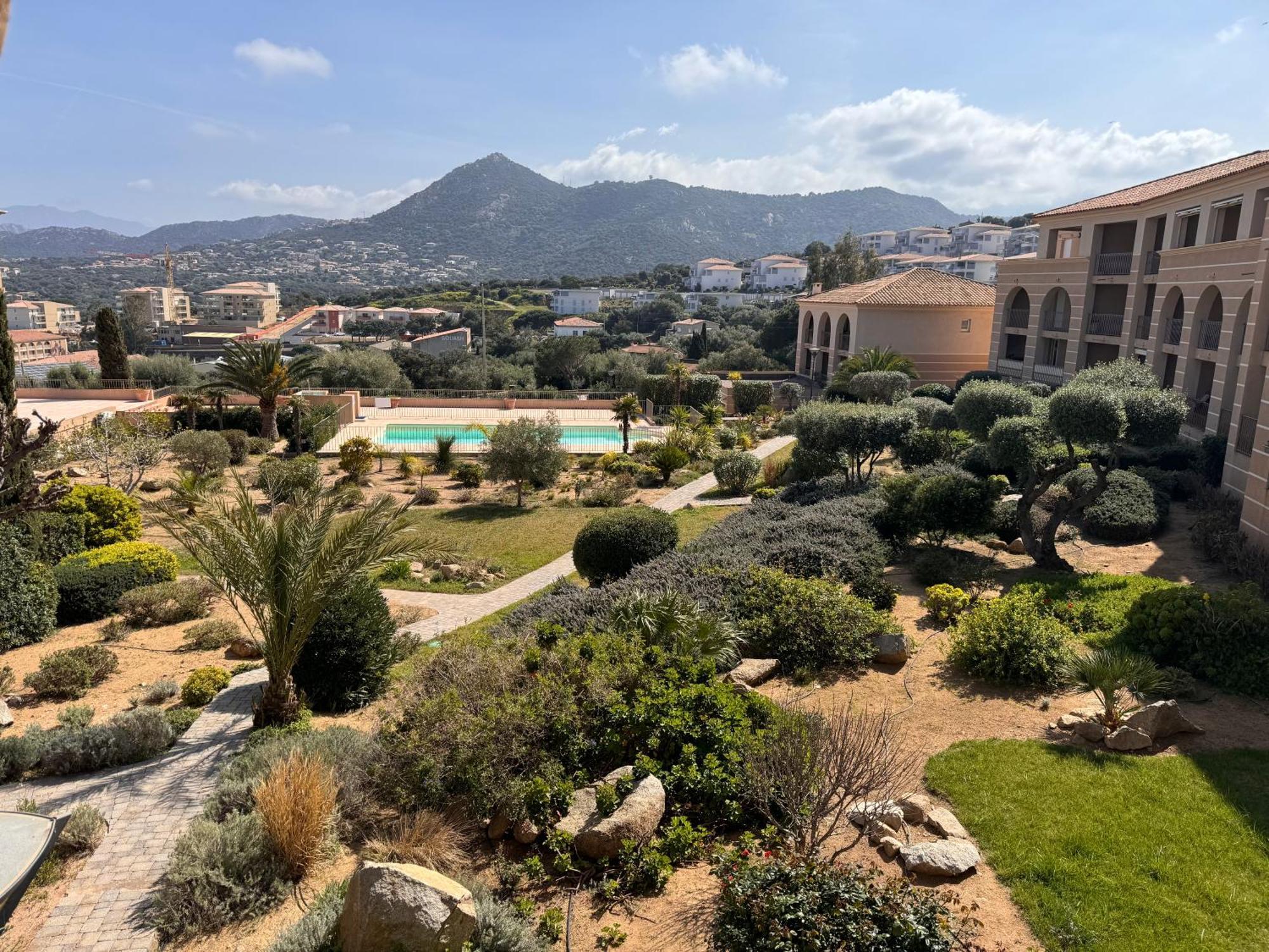 Joli Studio Tout Confort Proche Toutes Commodites Dans Residence Calme LʼÎle-Rousse 外观 照片